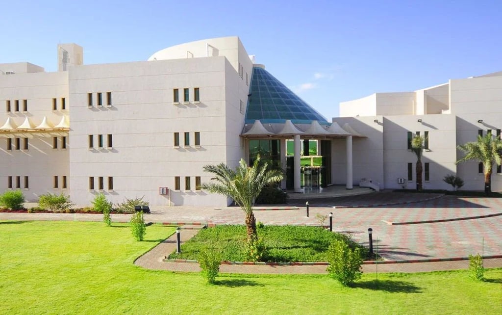 تعليم الجوف يعتمد تطبيق الدوام الشتوي بمدارسه الأحد