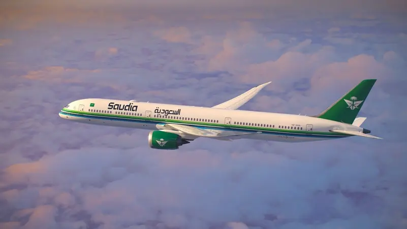 الخطوط السعودية تمدد تعليق الرحلات لـ 5 وجهات خليجية
