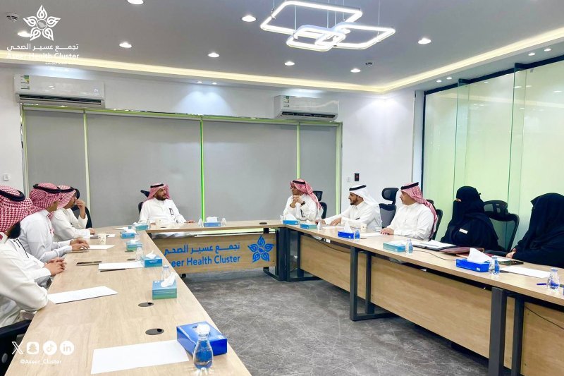 التجمع الصحي وتعليم ” عسير ” يناقشان التكامل بين الجهتين