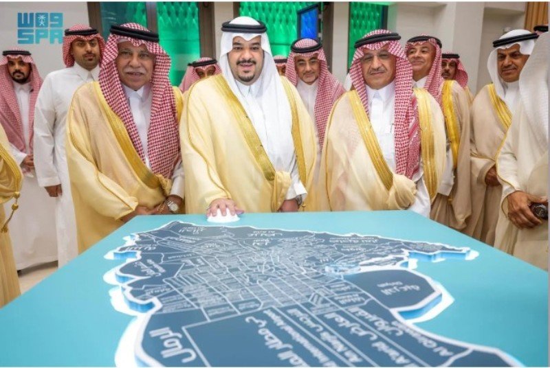 نائب أمير الرياض يفتتح مجمع مدارس الرياض الجديد في “مسك”