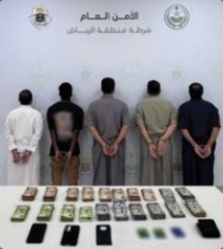 القبض على 4 أشخاص لنشرهم إعلانات وهمية لوحدات سكنية