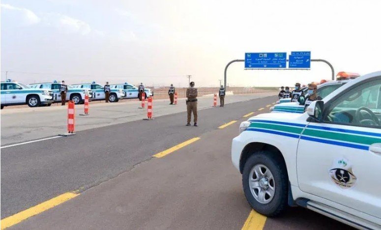 أمن الطرق : نقل الركاب عن العدد المحدد مخالفة وهذه غرامتها