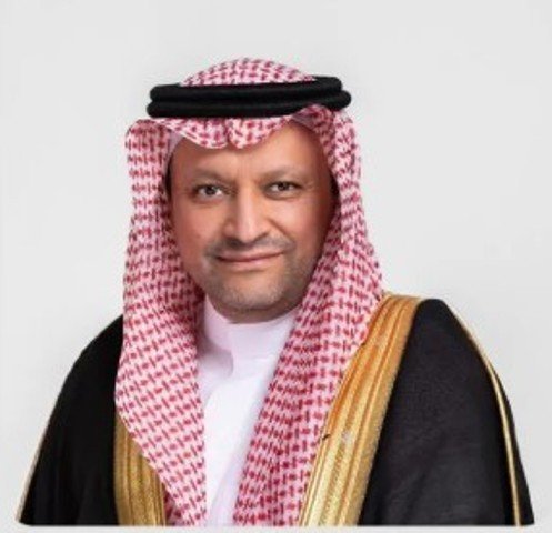 مساعد وزير الاقتصاد والتخطيط يشكر القيادة بمناسبة تمديد خدمته