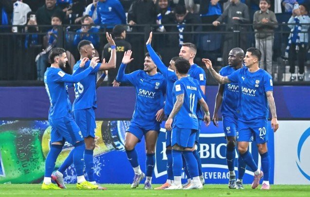الهلال يواجه شباب الأهلي الإماراتي غداً الأثنين