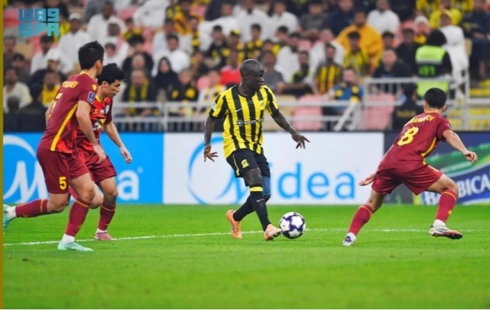 الاتحاد يعلن بيع المدة المتبقية من عقد نغولو كانتي
