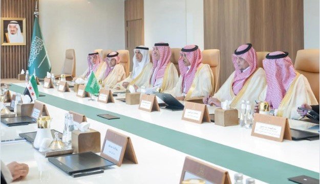 وزير الإعلام يستقبل نظيره السوري ويبحث معه أوجه التعاون