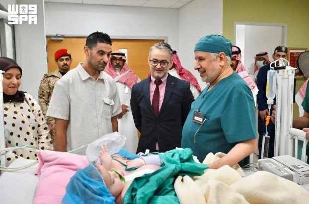 بدء عملية فصل التوأم الملتصق “سجى وضحى” بالرياض
